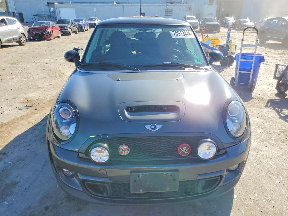 صورة رقم 5 من المزاد - 2013 MINI COOPER مع VIN WMWSV3C53DT479597