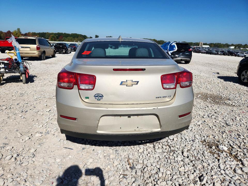 Снимка 6 от търг – 2015 CHEVROLET MALIBU с VIN 1G11C5SLXFF352176