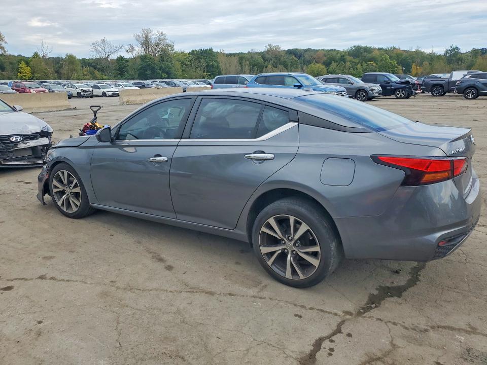 Photo 2 from auction – 2019 NISSAN ALTIMA with VIN 1N4BL4BV3KC166522