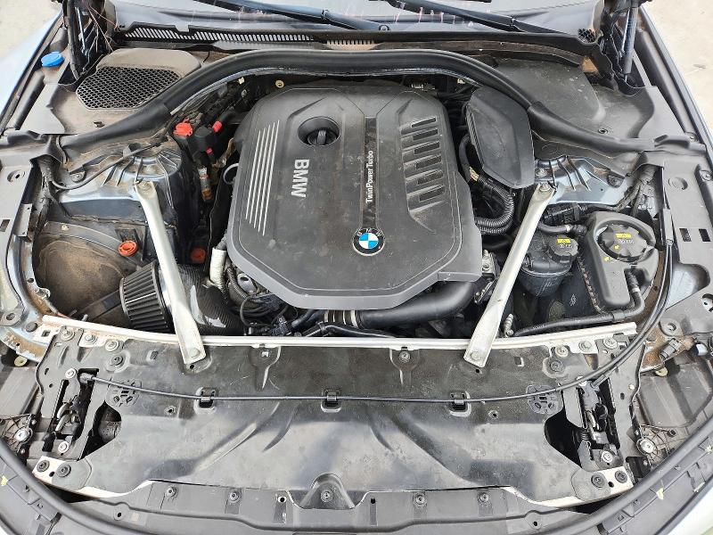 Снимка 11 от търг – 2019 BMW 540 с VIN WBAJE7C50KWW02190