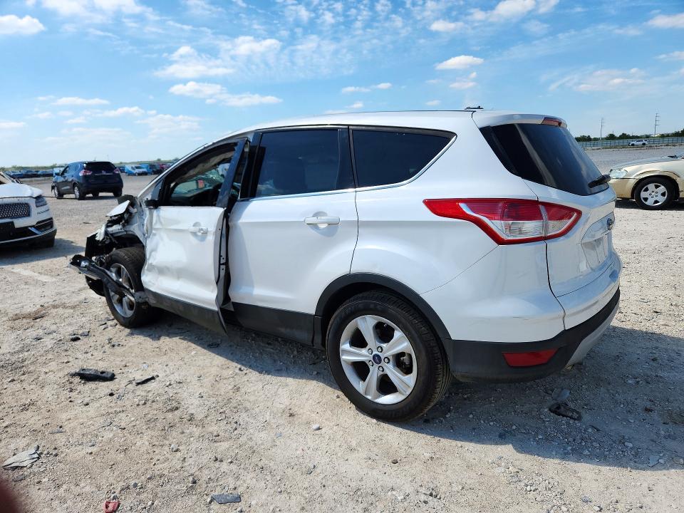 Photo 2 from auction – 2014 FORD ESCAPE with VIN 1FMCU0GX7EUD65274