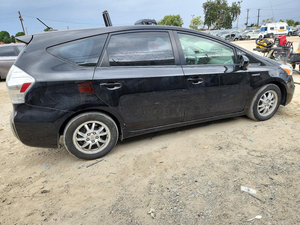Снимка 3 от търг – 2012 TOYOTA PRIUS V с VIN JTDZN3EU0C3058683