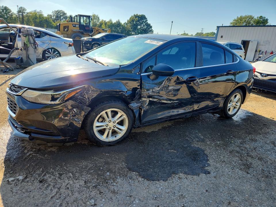 Снимка 1 от търг – 2016 CHEVROLET CRUZE с VIN 1G1BE5SM2G7297399