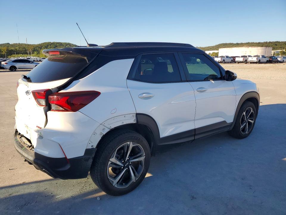 Photo 3 from auction – 2021 CHEVROLET TRAILBLAZER with VIN KL79MTSL5MB059217