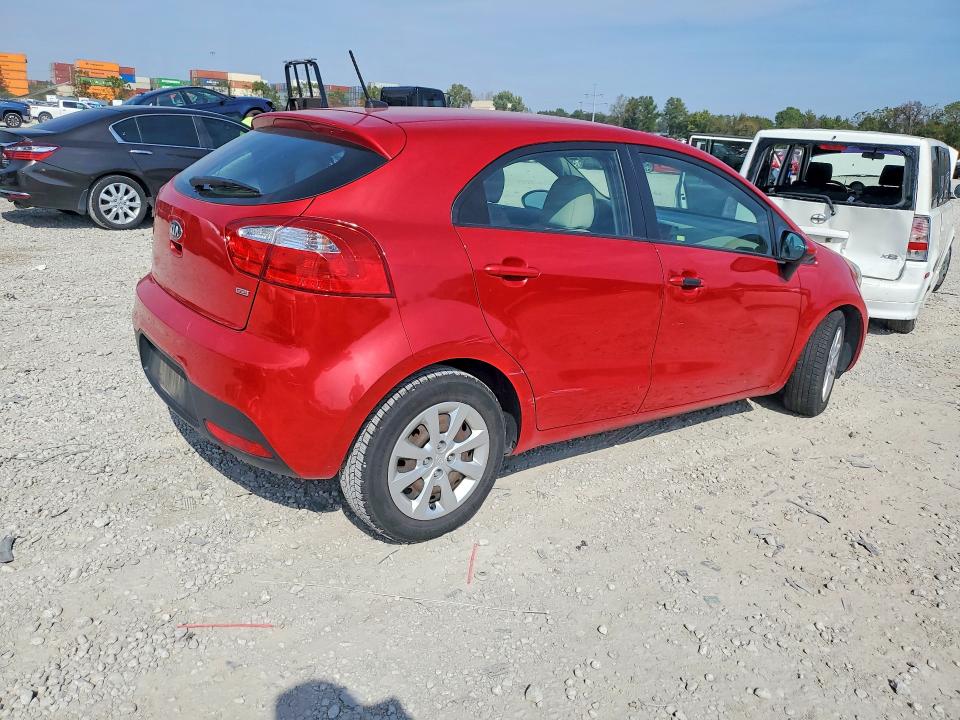 Zdjęcie 3 z aukcji – 2013 KIA RIO z VIN KNADM5A38D6212334