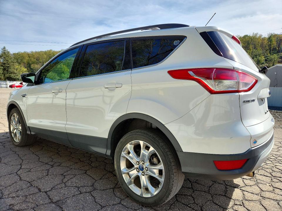 Zdjęcie 2 z aukcji – 2013 FORD ESCAPE z VIN 1FMCU9G91DUC11289