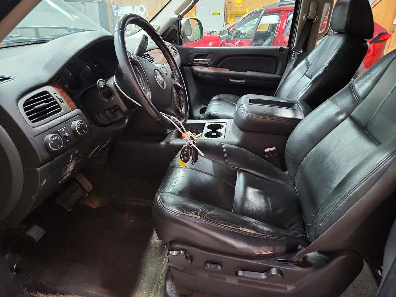 Photo 7 from auction – 2008 CHEVROLET SUBURBAN with VIN 1GNFK16338J119377