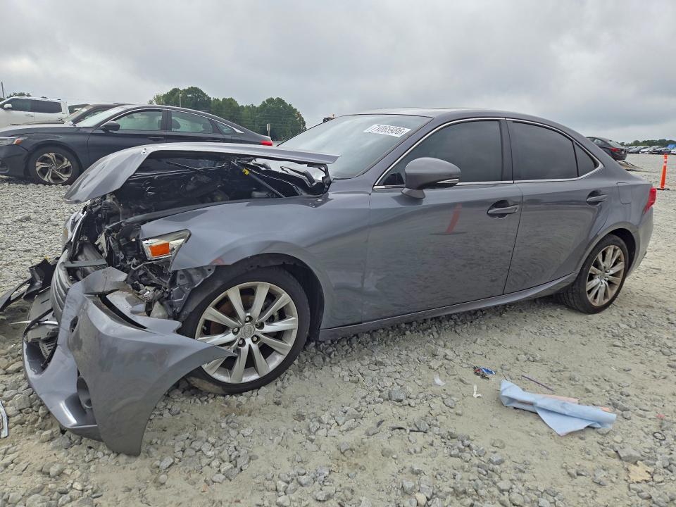 LEXUS IS 2015 with VIN JTHBF1D27F5063258 - Photo from auction