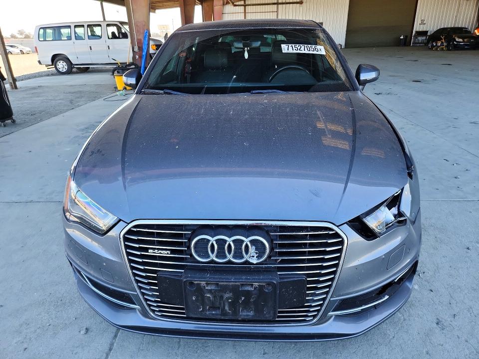 Photo 5 from auction – 2016 AUDI A3 with VIN WAUUPBFFXGA158691