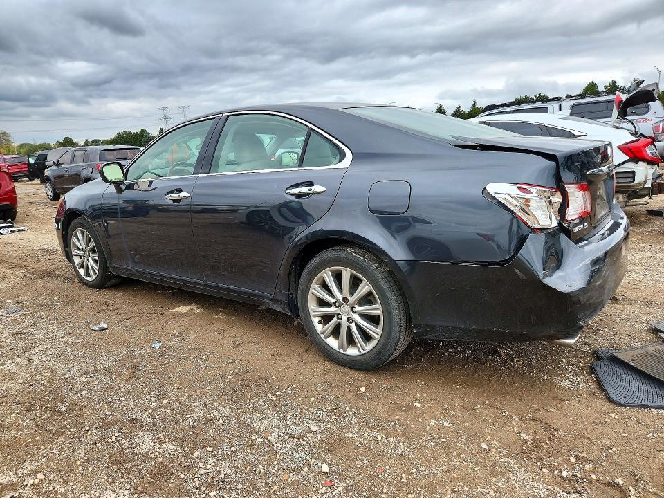 Снимка 2 от търг – 2007 LEXUS ES с VIN JTHBJ46G472136131