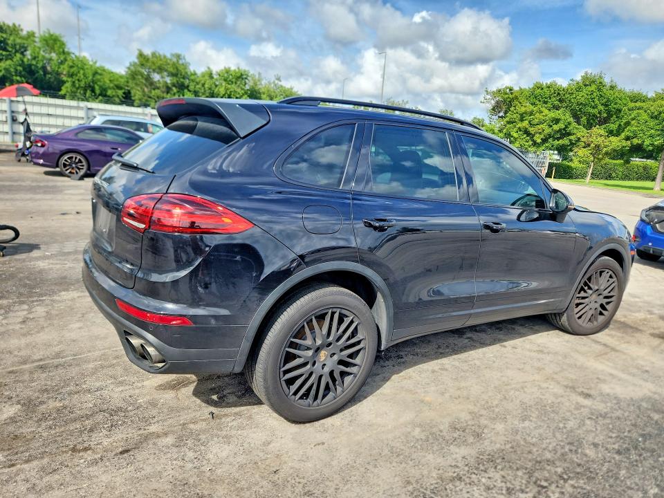 صورة رقم 3 من المزاد - 2018 PORSCHE CAYENNE مع VIN WP1AB2A29JLA60870