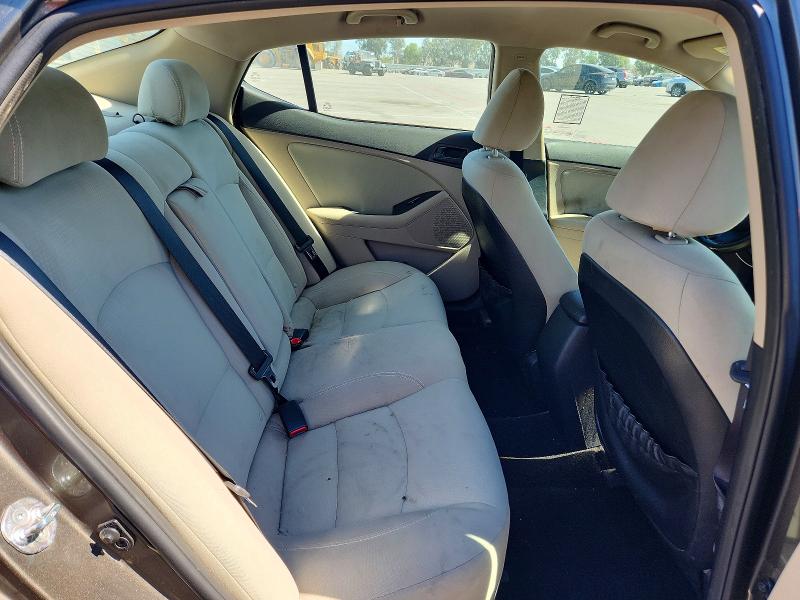 صورة رقم 10 من المزاد - 2015 KIA OPTIMA مع VIN 5XXGM4A75FG392258