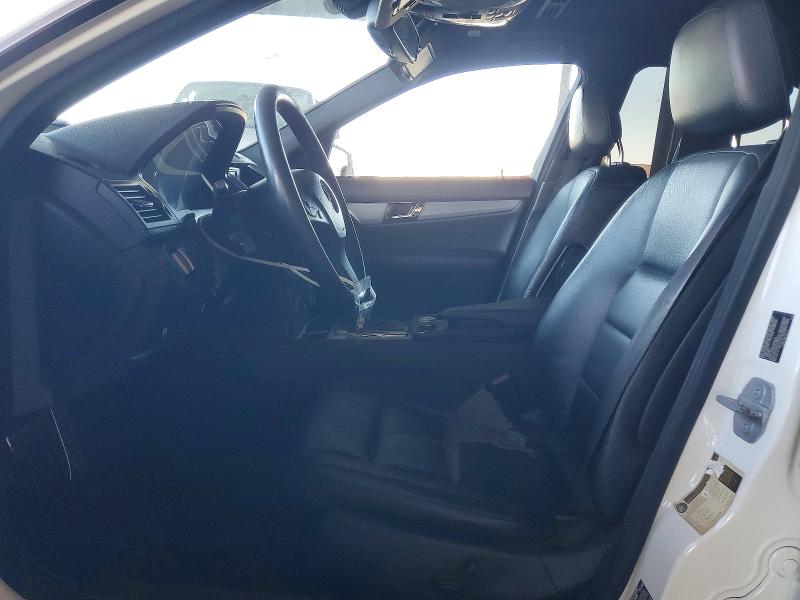 Photo 7 from auction – 2010 MERCEDES-BENZ C with VIN WDDGF5EB7AR111166
