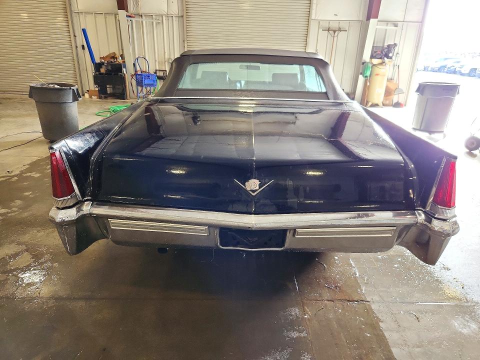 Photo 6 from auction – 1981 CADILLAC DEVILLE with VIN F9258206