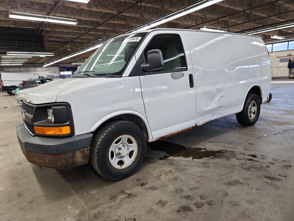 CHEVROLET EXPRESS G1500 2008 с VIN 1GCFG154981123535 - Снимка от търг