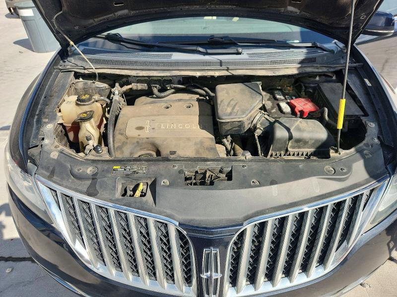 Снимка 12 от търг – 2013 LINCOLN MKX с VIN 2LMDJ6JK9DBL61071