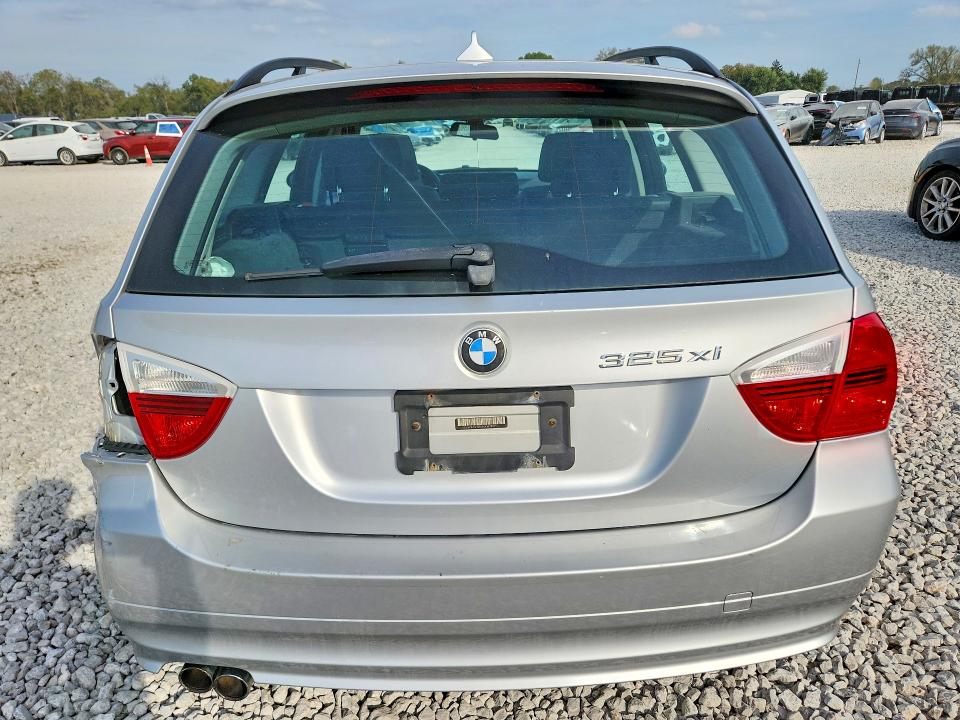 Фото 6 с аукциона – 2006 BMW 325 с VIN WBAVT13596KW23119