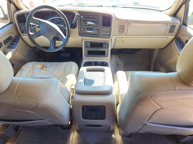 Снимка 8 от търг – 2005 CHEVROLET TAHOE с VIN 1GNEK13T15R250479