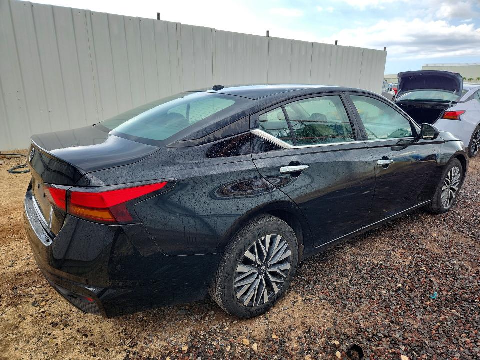 Снимка 3 от търг – 2025 NISSAN ALTIMA с VIN 1N4BL4DV7SN323650