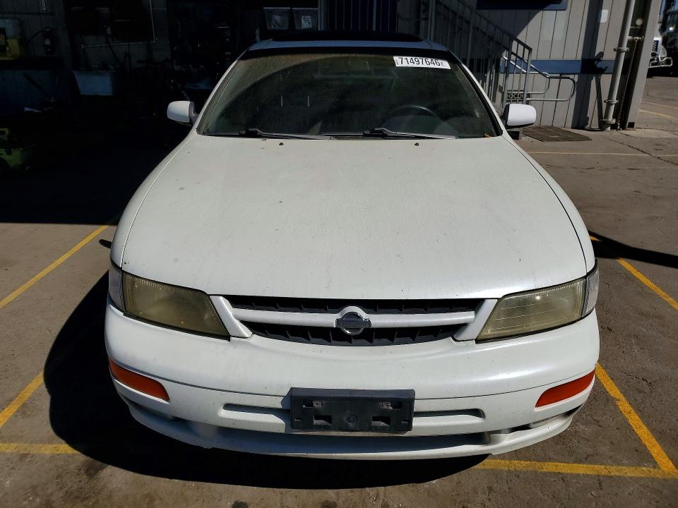Снимка 5 от търг – 1999 NISSAN MAXIMA с VIN JN1CA21D2XT204284
