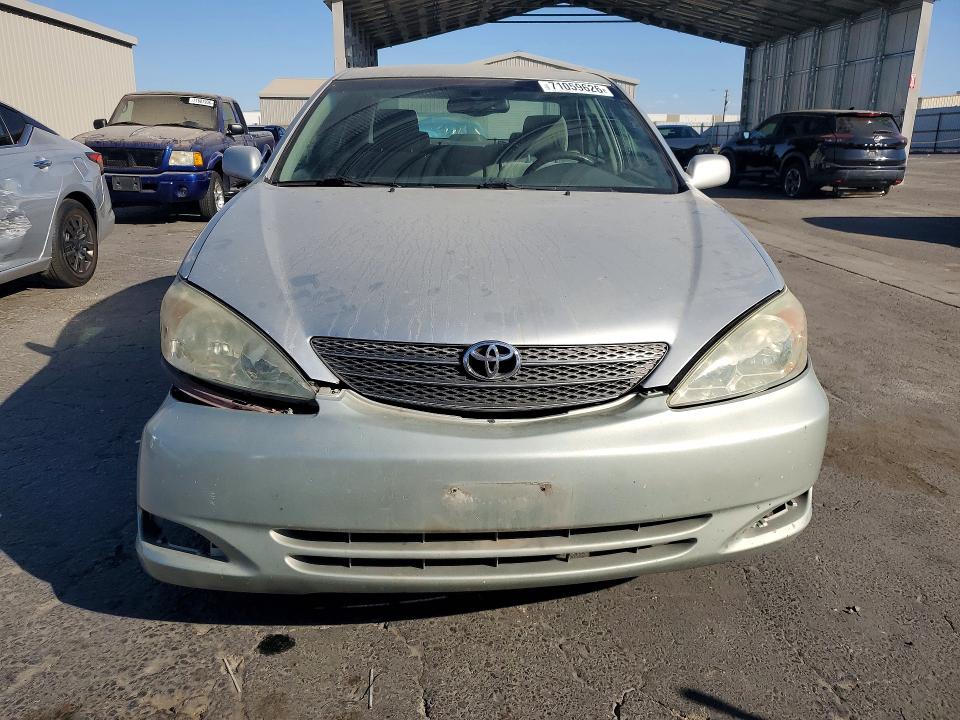Photo 5 from auction – 2004 TOYOTA CAMRY with VIN 4T1BF32K94U063406