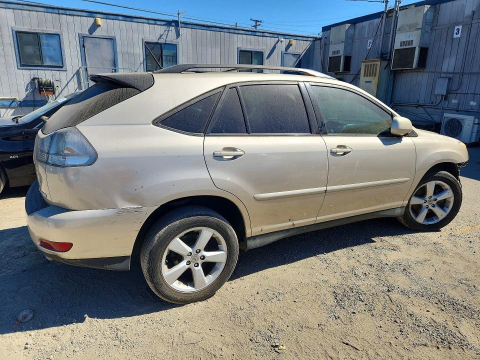 Zdjęcie 3 z aukcji – 2005 LEXUS RX z VIN 2T2GA31U55C040453