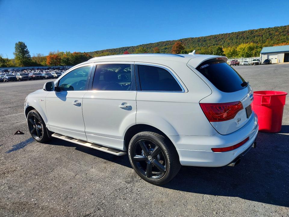 Снимка 2 от търг – 2013 AUDI Q7 с VIN WA1DGAFE6DD010238