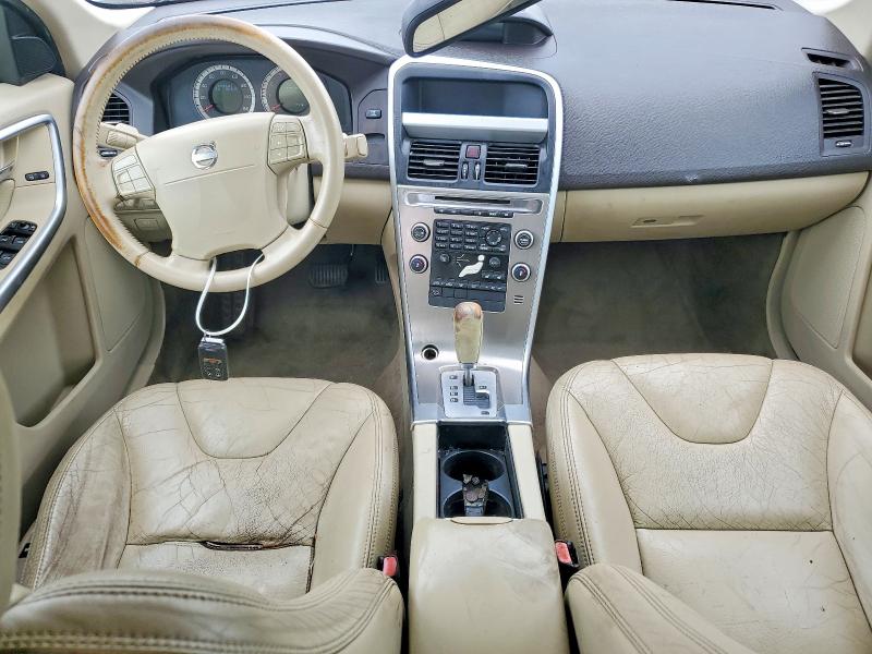 Zdjęcie 8 z aukcji – 2010 VOLVO XC60 z VIN YV4992DZ5A2032320
