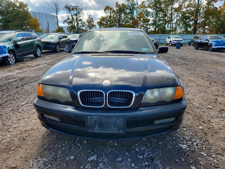 Foto 5 de la subasta – 2001 BMW 325 con VIN WBAAV33401FV03027