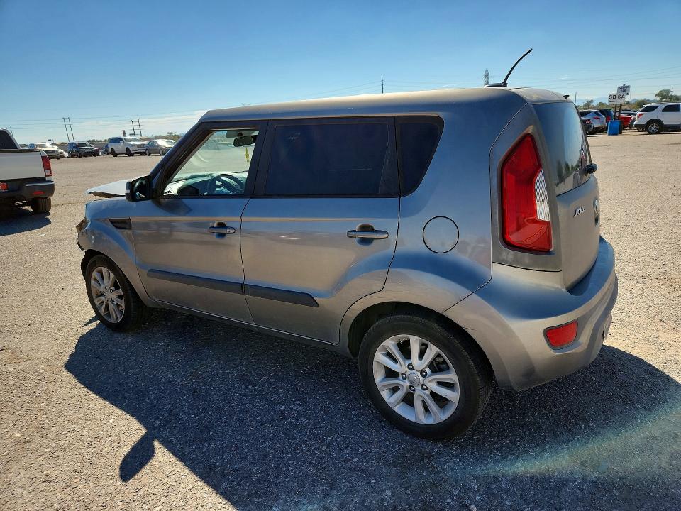 Foto 2 de la subasta – 2013 KIA SOUL con VIN KNDJT2A61D7620718