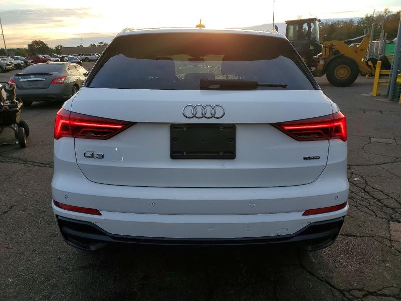 Снимка 6 от търг – 2022 AUDI Q3 с VIN WA1DECF38N1007893