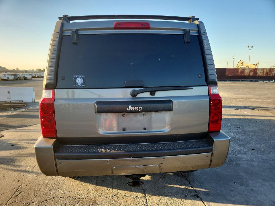 Photo 6 from auction – 2008 JEEP COMMANDER with VIN 1J8HH48K28C167648
