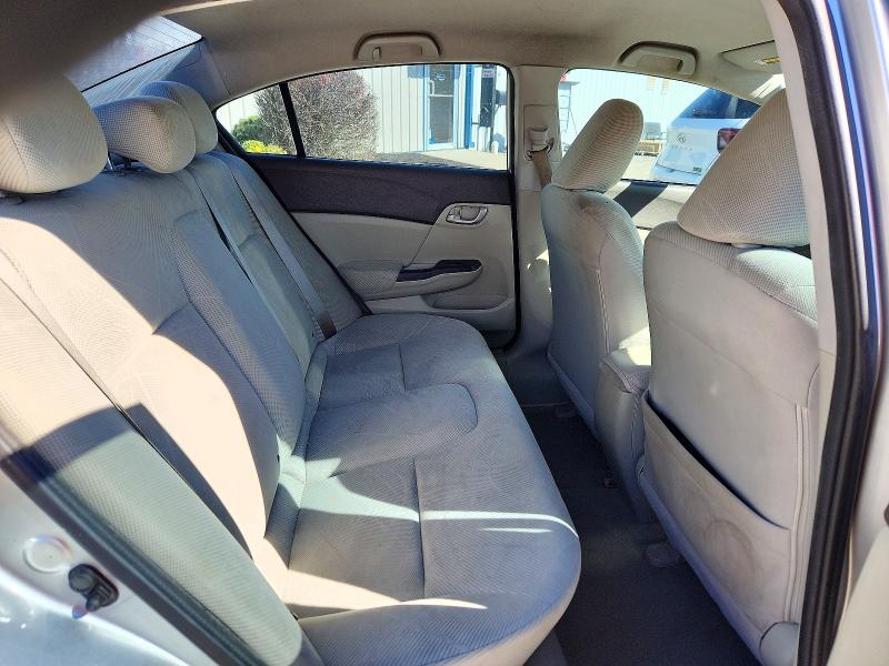 Снимка 10 от търг – 2012 HONDA CIVIC с VIN 2HGFB2F56CH311923