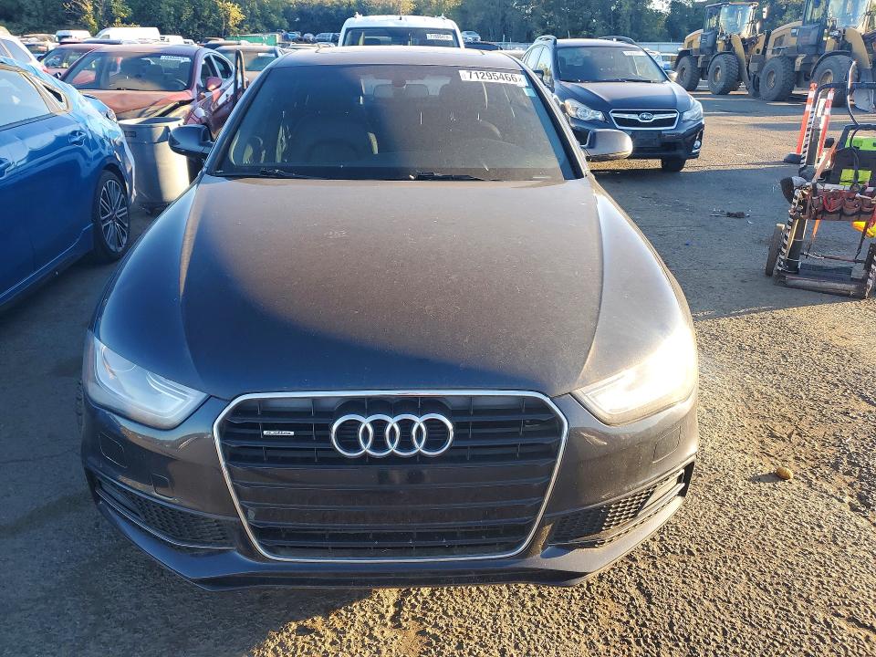 Снимка 5 от търг – 2014 AUDI A4 с VIN WAUAFAFL7EN000658