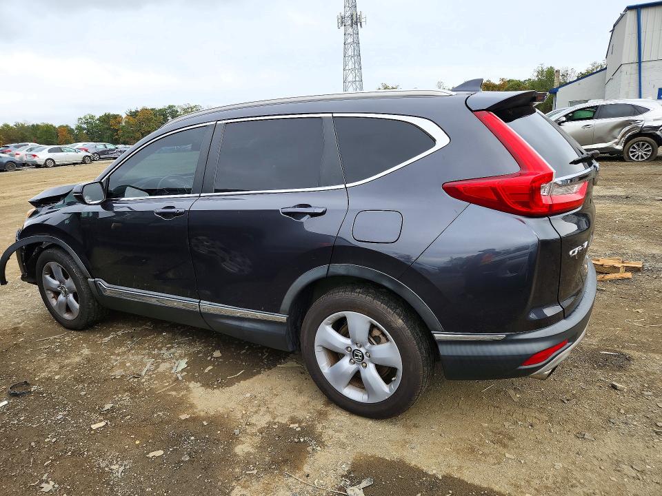 Photo 2 from auction – 2017 HONDA CR-V with VIN 2HKRW2H98HH613941