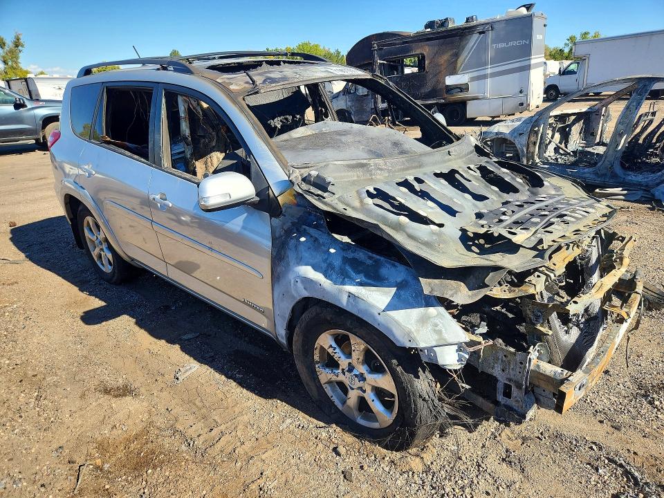 Снимка 4 от търг – 2011 TOYOTA RAV4 с VIN 2T3DK4DV9BW057899