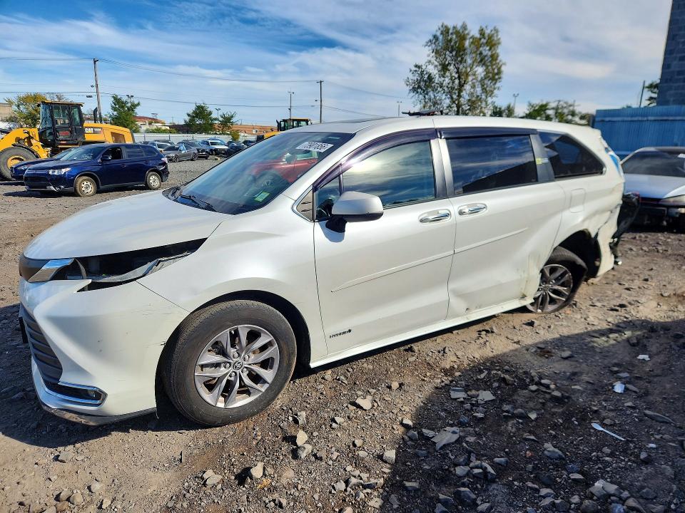 2021 TOYOTA SIENNA - Търг №73901856