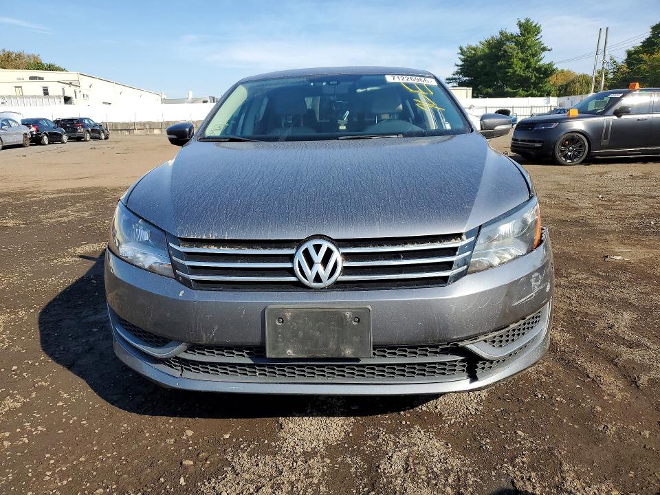 Снимка 5 от търг – 2013 VOLKSWAGEN PASSAT с VIN 1VWBP7A33DC064931
