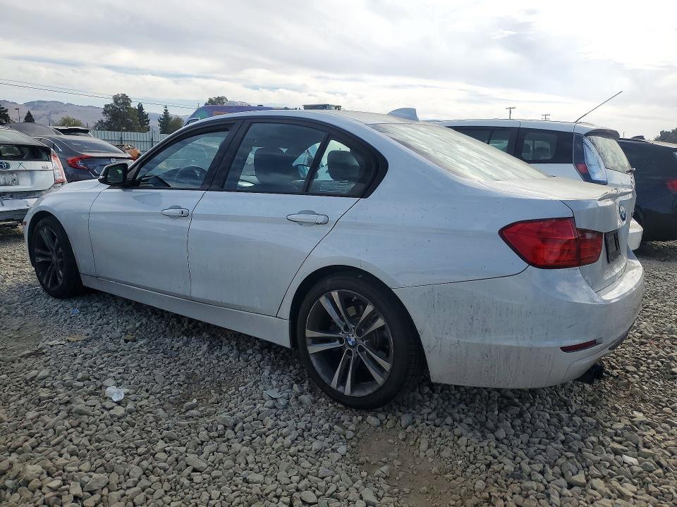 Снимка 2 от търг – 2012 BMW 328 с VIN WBA3A5C5XCF452843