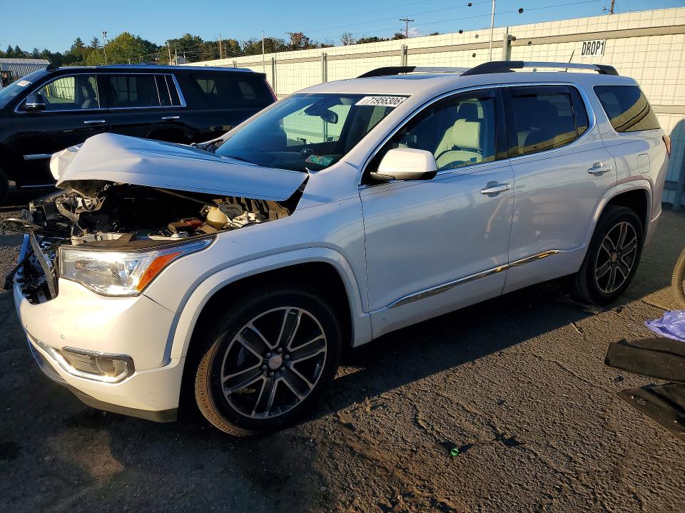 GMC ACADIA 2017 with VIN 1GKKNXLS0HZ312461 - Photo from auction