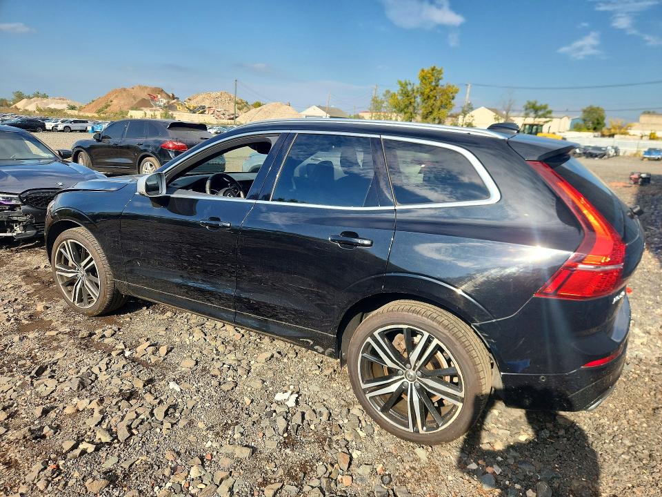 Photo 2 from auction – 2019 VOLVO XC60 with VIN LYVA22RM0KB220566