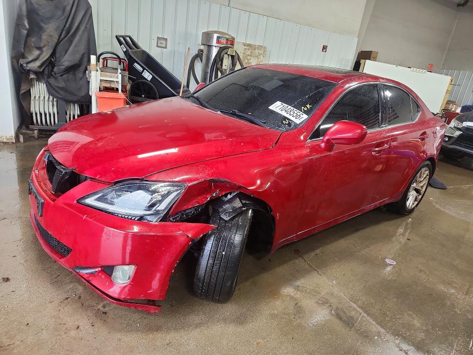 LEXUS IS 2007 con VIN JTHCK262175014870 - Foto de la subasta