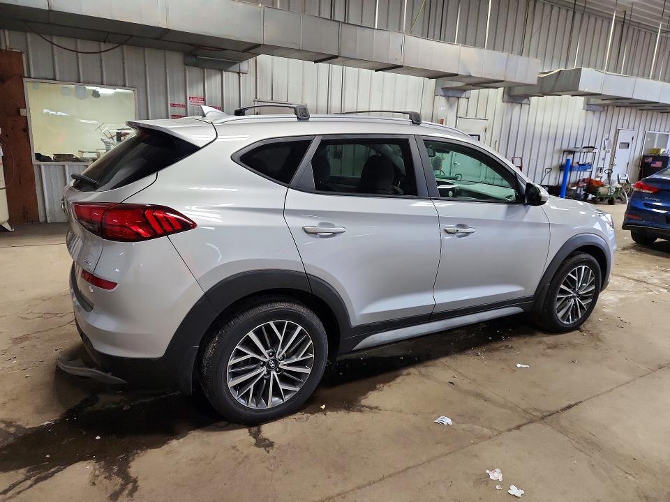 Photo 3 from auction – 2020 HYUNDAI TUCSON with VIN KM8J3CAL2LU130621