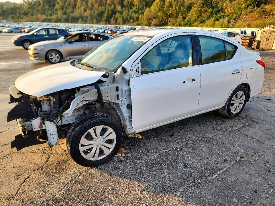 Photo 1 from auction – 2016 NISSAN VERSA with VIN 3N1CN7AP6GL874114