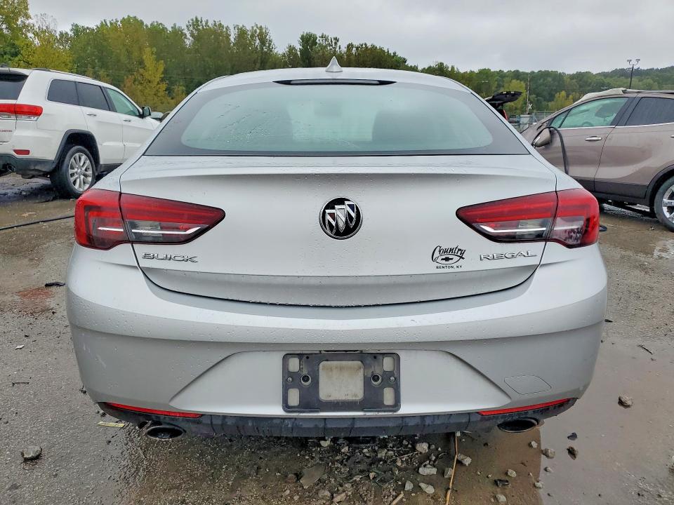 Zdjęcie 6 z aukcji – 2018 BUICK REGAL z VIN W04GL6SX1J1077260