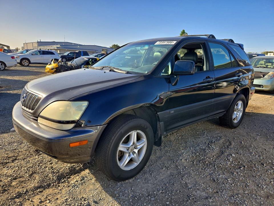 LEXUS RX 2002 с VIN JTJGF10UX20140353 - Снимка от търг