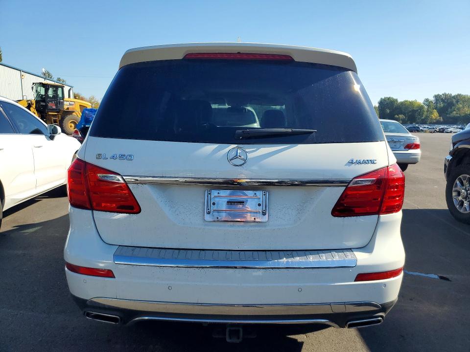 Photo 6 from auction – 2013 MERCEDES-BENZ GL with VIN 4JGDF7CE8DA181358