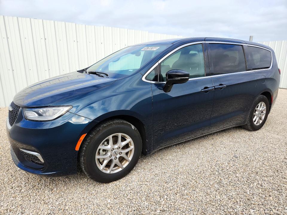 Photo 1 from auction – 2025 CHRYSLER PACIFICA with VIN 2C4RC1BG4SR509631