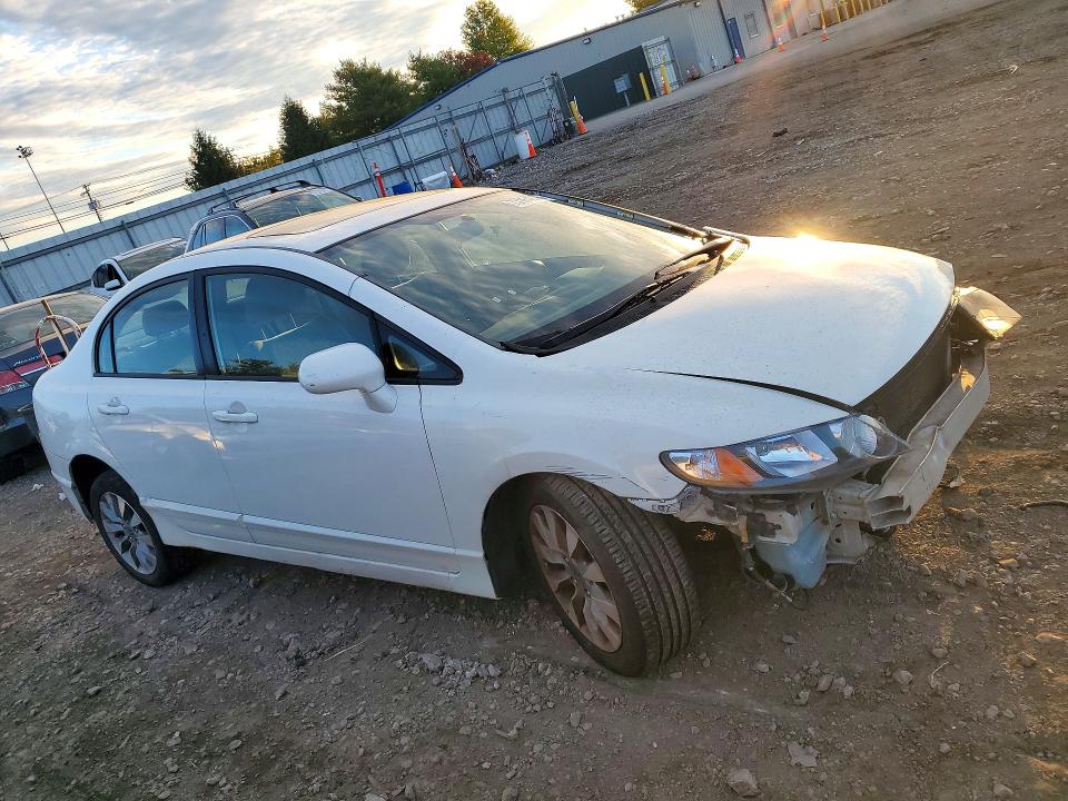 Photo 4 from auction – 2010 HONDA CIVIC with VIN 2HGFA1F89AH529567