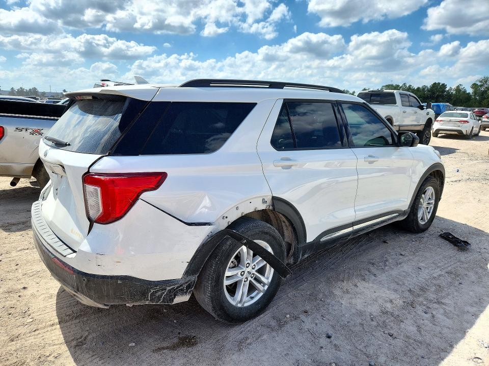 Foto 3 de la subasta – 2022 FORD EXPLORER con VIN 1FMSK7DH5NGC29747